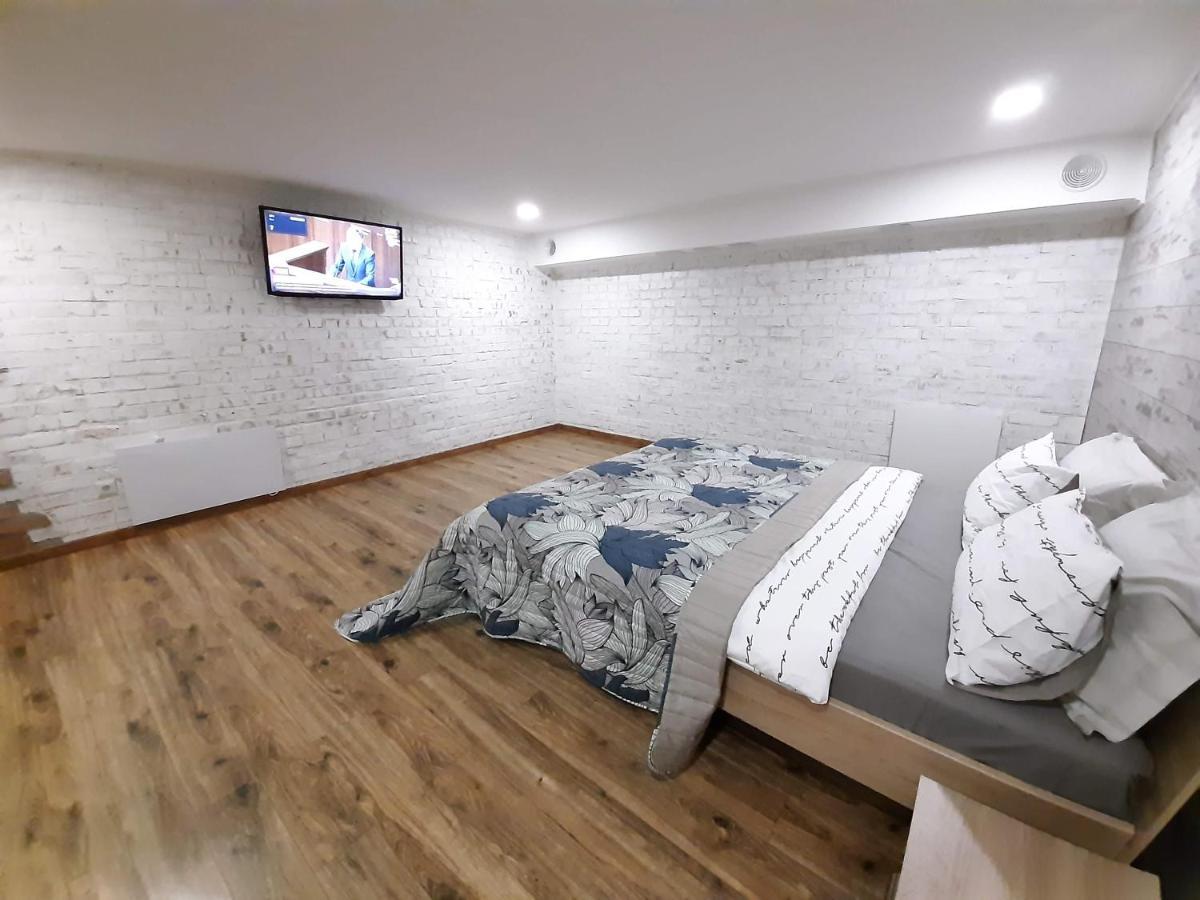 Charlotte -Двухуровневая Студия В Центре Krementschuk Exterior foto